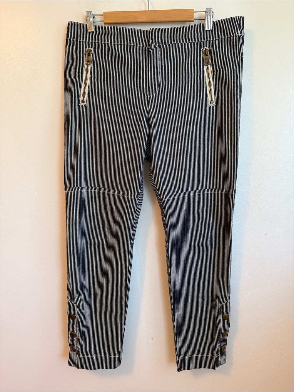 Preowned Navy and White striped Chloe size 42/10 denim cotton jeans